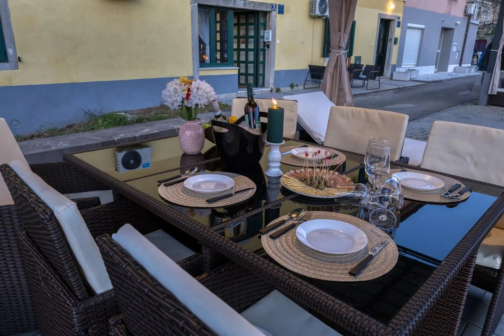 Riva Hotel Rabac Guest house